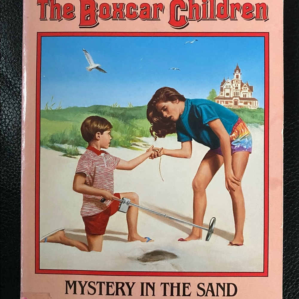 The Boxcar Children-Mystery in the Sand Novel